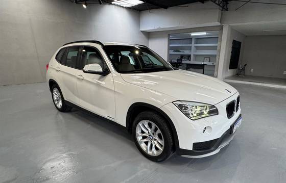 BMW X1 2.0 16V TURBO ACTIVEFLEX SDRIVE20I 4P AUTOMÁTICO